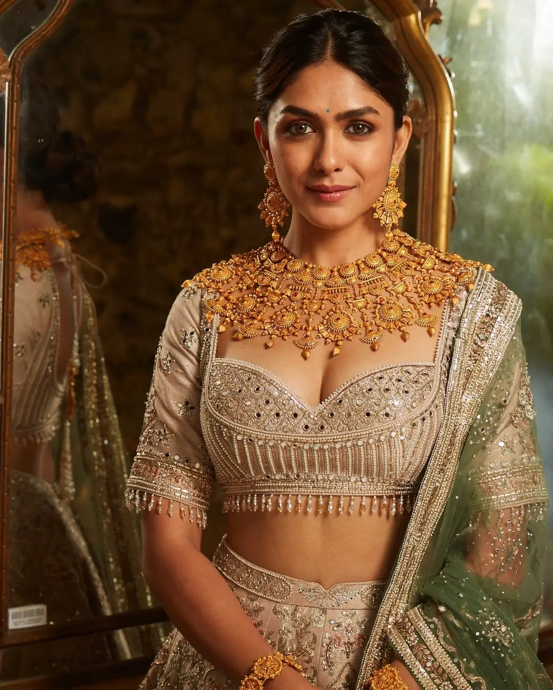 mrunal thakur wearing beautiful earrings jewellery white lehenga choli